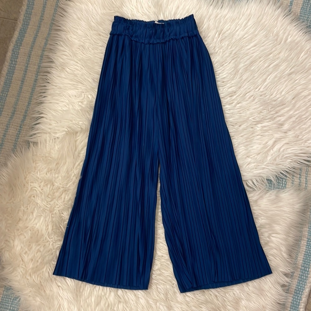 Zara Girls Pleated Wide-Leg Pants in Navy Blue